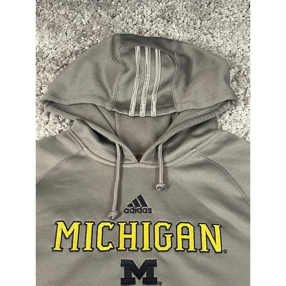 Michigan Wolverines Hoodie Mens Size Medium Gray Adidas Climawarm NCAA Pullover‎